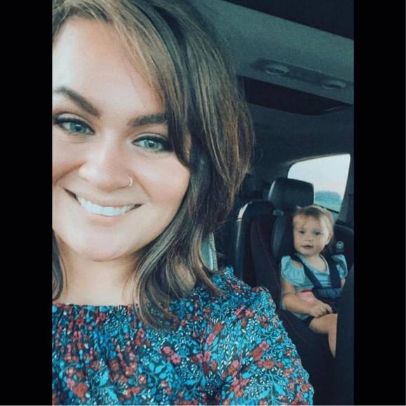 Meet your Posher, Ruth - Picture 1 of 1